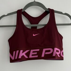 Nike Pro Swoosh Girls’ Sports Bra Size Large/Women’s XS